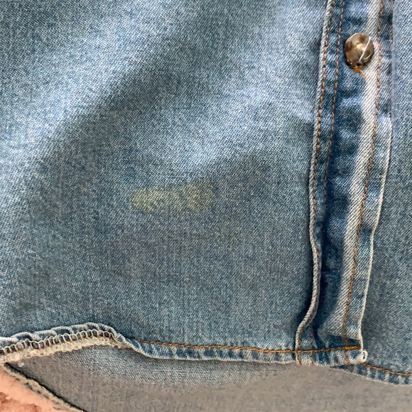 Medium Ripped Jean Jacket - Picture 3 of 4